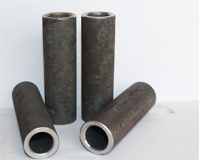 榆社<font style='color:red'>冷挤压钢筋套筒</font>厂家批发